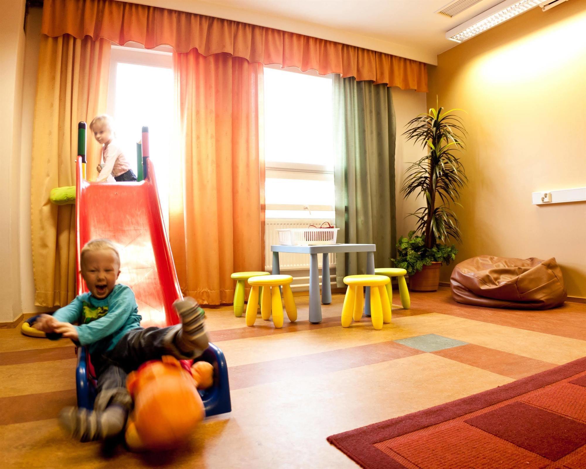 Samantta & Restaurant Hotell 3*